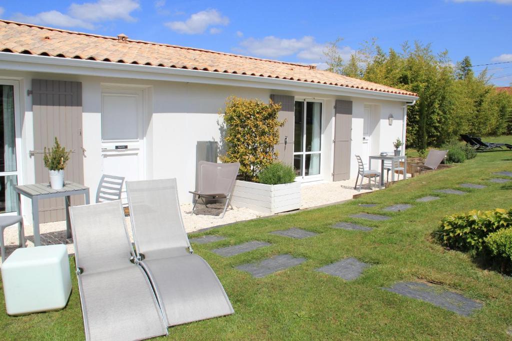 Le Temps Des Hotes Vertou Exterior photo