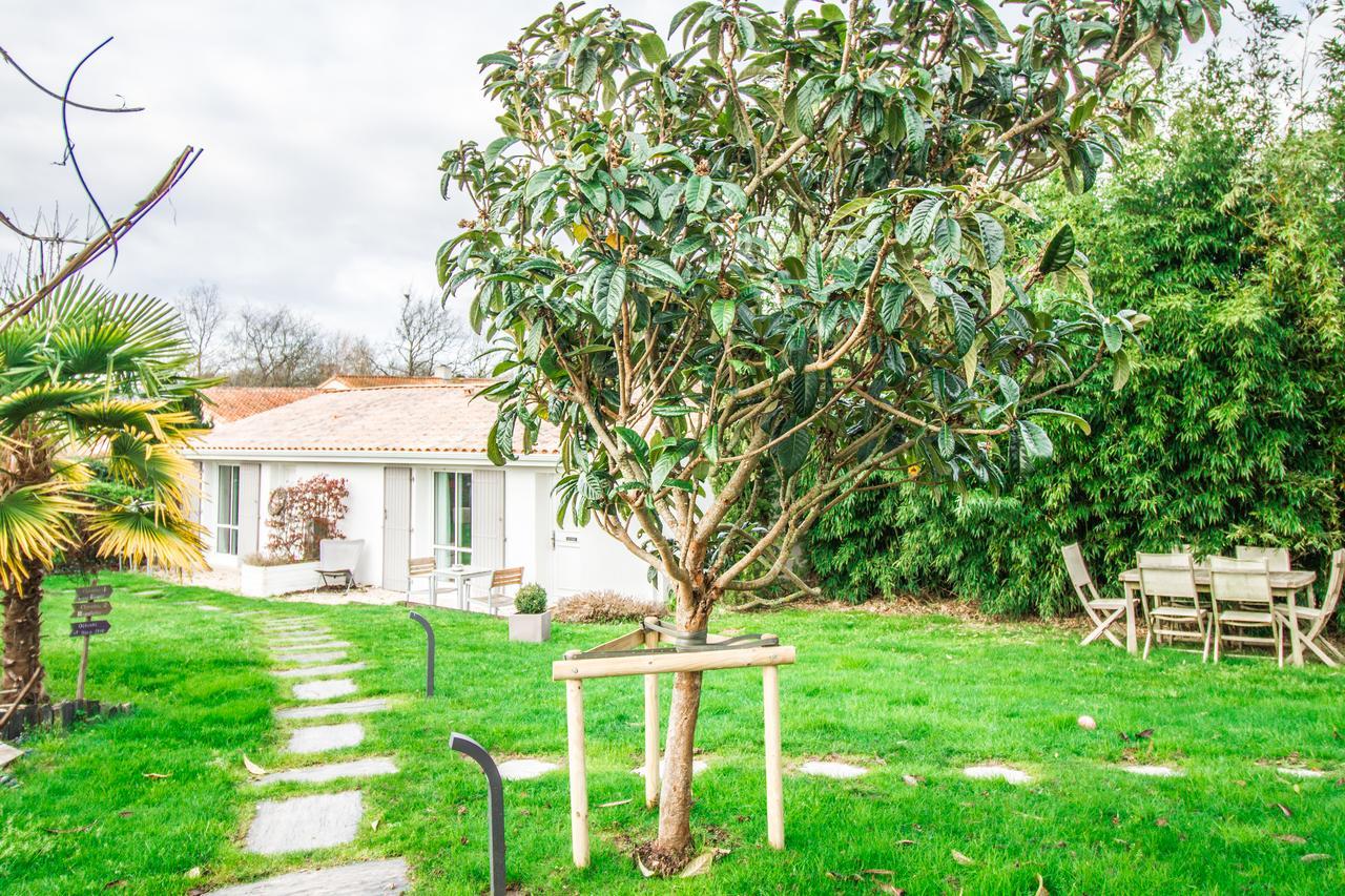 Le Temps Des Hotes Vertou Exterior photo